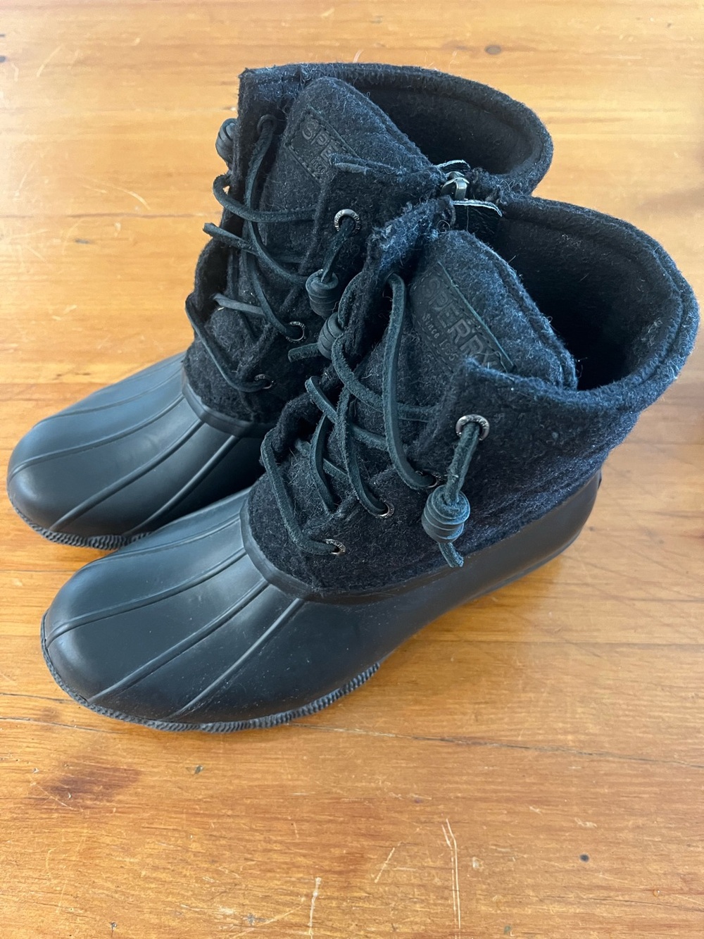 Sperry Women’s Saltwater Quilted Felted Shaft Black Duck Boots